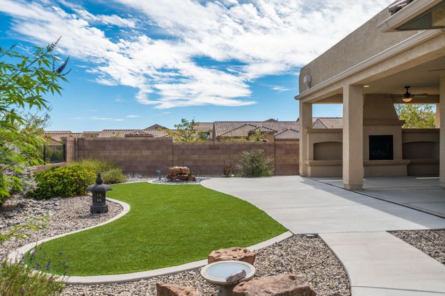 2100 Cave Creek Lane NW, Albuquerque, NM 87120