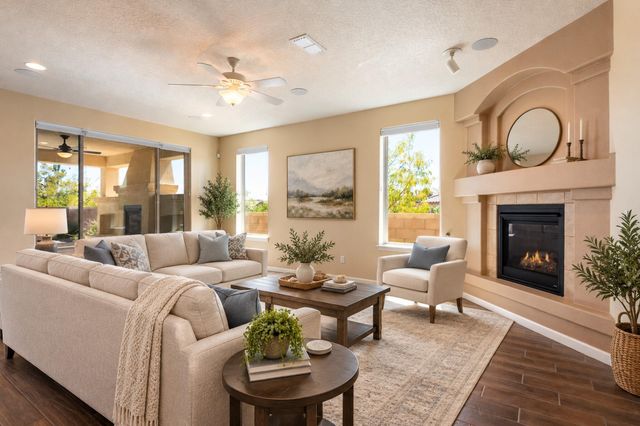 2100 Cave Creek Lane NW, Albuquerque, NM 87120