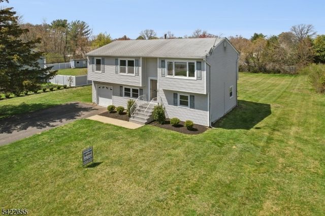 372 W Point Ave, Franklin Twp., NJ 08873