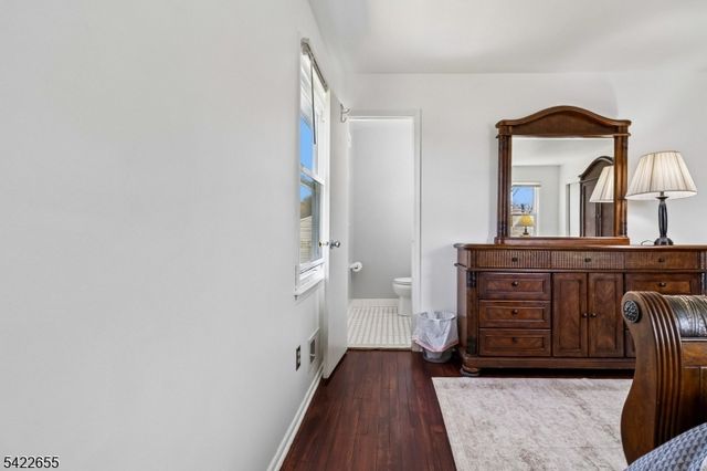 372 W Point Ave, Franklin Twp., NJ 08873