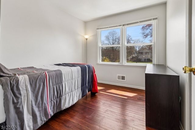 372 W Point Ave, Franklin Twp., NJ 08873