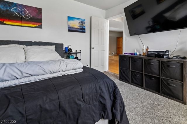 372 W Point Ave, Franklin Twp., NJ 08873