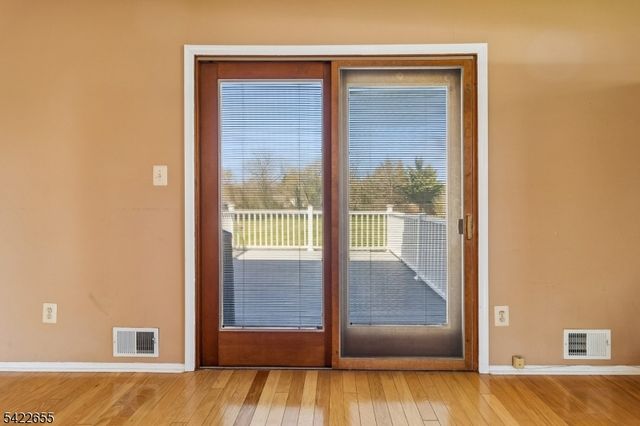 372 W Point Ave, Franklin Twp., NJ 08873