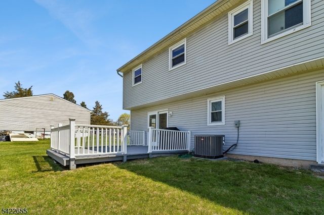 372 W Point Ave, Franklin Twp., NJ 08873