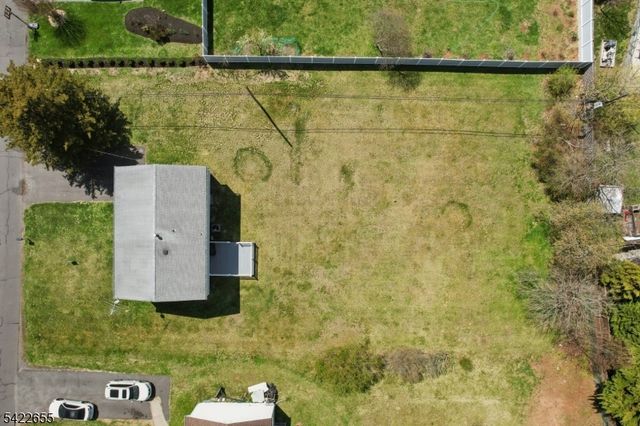 372 W Point Ave, Franklin Twp., NJ 08873