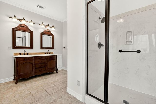 5308 Quaker Ridge Court, College Station, TX 77845