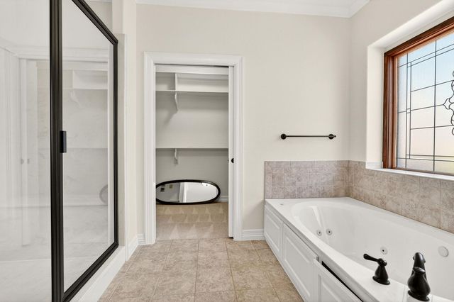 5308 Quaker Ridge Court, College Station, TX 77845