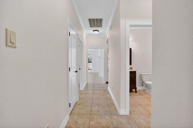 5308 Quaker Ridge Court, College Station, TX 77845
