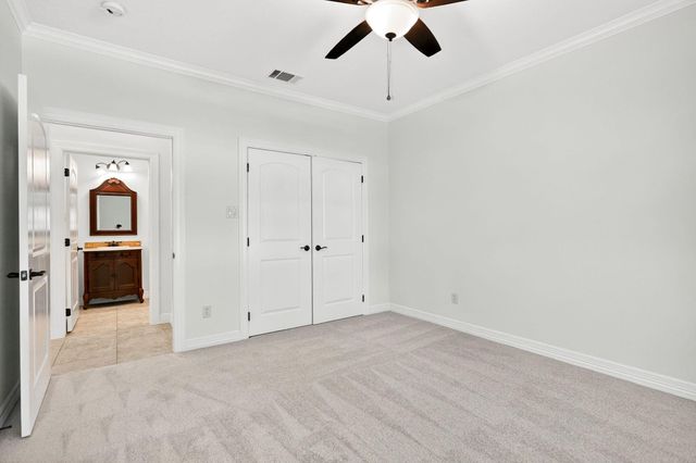 5308 Quaker Ridge Court, College Station, TX 77845