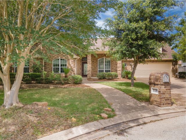 5308 Quaker Ridge Court, College Station, TX 77845