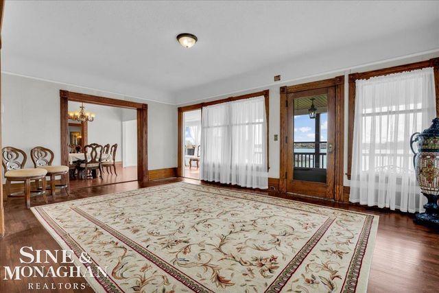 1337 Oakland Avenue, Saint Clair, MI 48079