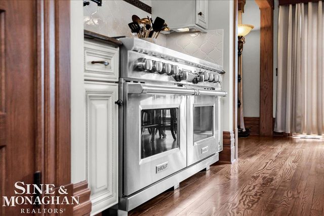 1337 Oakland Avenue, Saint Clair, MI 48079