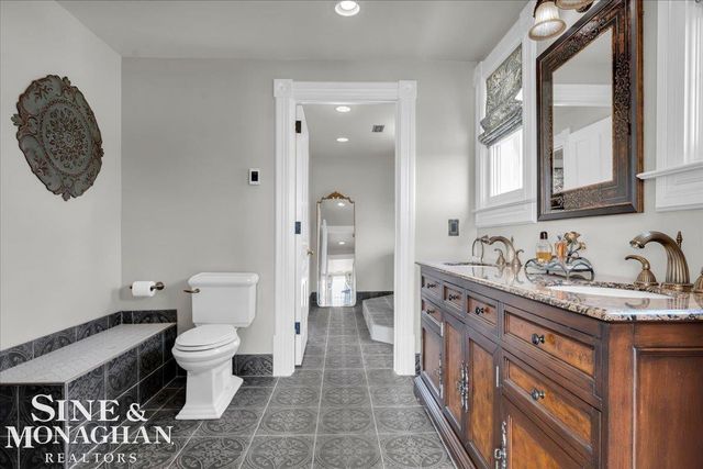 1337 Oakland Avenue, Saint Clair, MI 48079