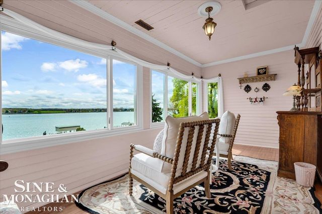 1337 Oakland Avenue, Saint Clair, MI 48079