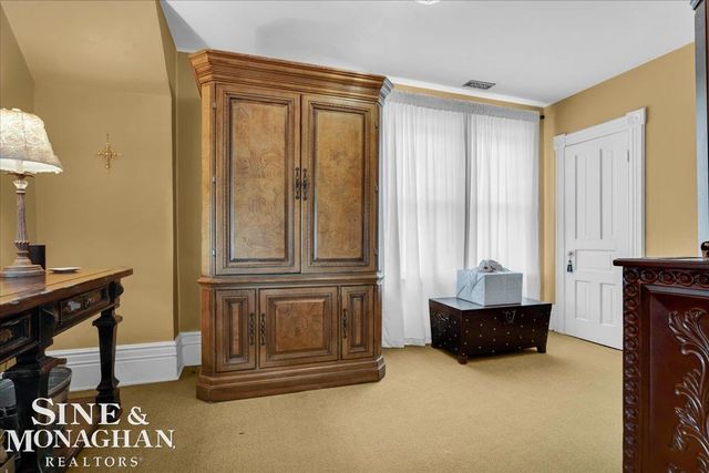 1337 Oakland Avenue, Saint Clair, MI 48079
