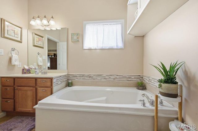 1138 Silo Bend Drive 327A, Wentzville, MO 63385