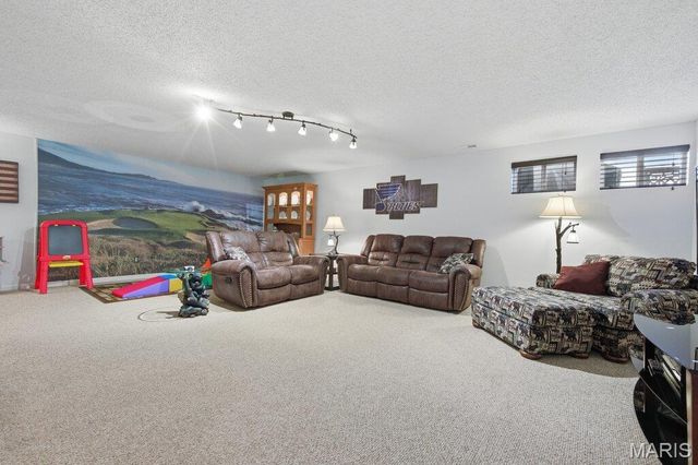 1138 Silo Bend Drive 327A, Wentzville, MO 63385