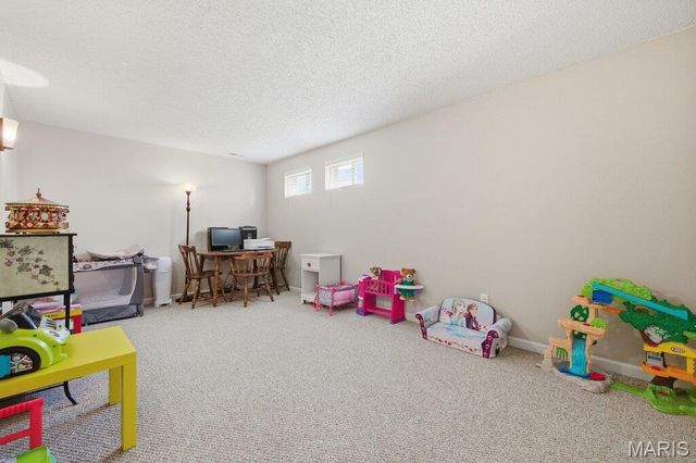 1138 Silo Bend Drive 327A, Wentzville, MO 63385