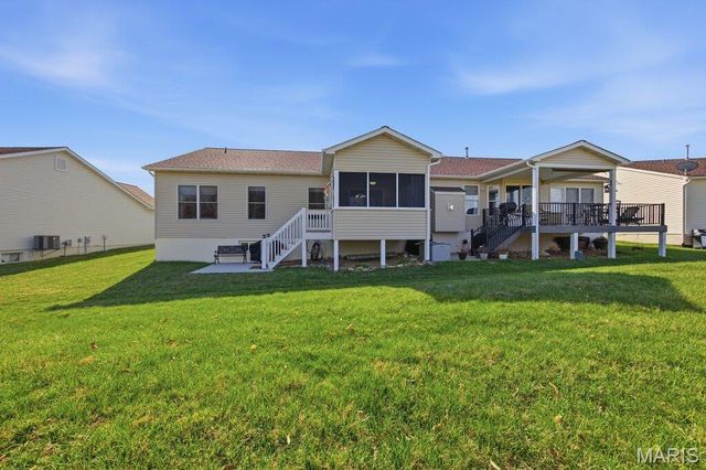 1138 Silo Bend Drive 327A, Wentzville, MO 63385