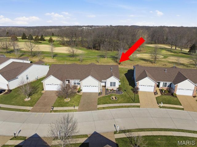 1138 Silo Bend Drive 327A, Wentzville, MO 63385