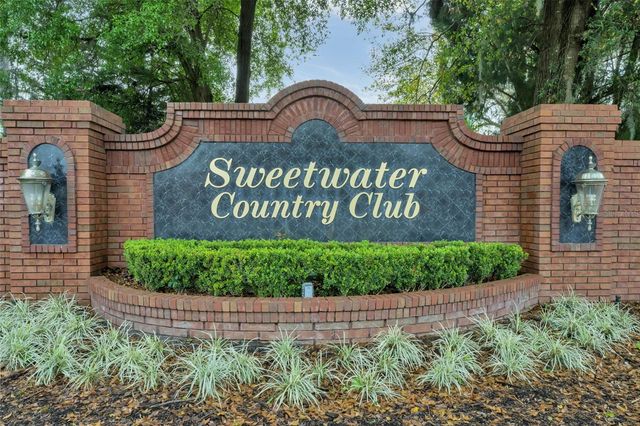 2418 SWEETWATER COUNTRY CLUB PLACE DRIVE, Apopka, FL 32712