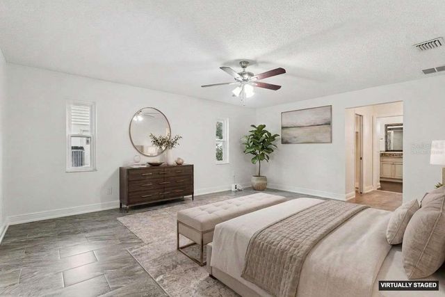 2418 SWEETWATER COUNTRY CLUB PLACE DRIVE, Apopka, FL 32712