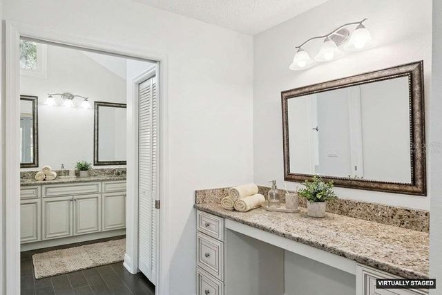 2418 SWEETWATER COUNTRY CLUB PLACE DRIVE, Apopka, FL 32712