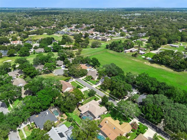 2418 SWEETWATER COUNTRY CLUB PLACE DRIVE, Apopka, FL 32712