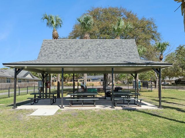 2418 SWEETWATER COUNTRY CLUB PLACE DRIVE, Apopka, FL 32712