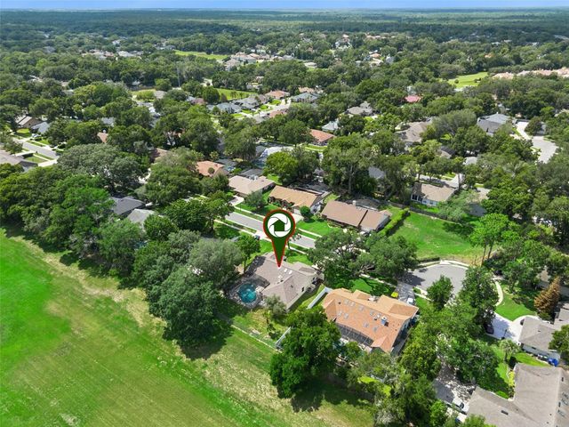 2418 SWEETWATER COUNTRY CLUB PLACE DRIVE, Apopka, FL 32712