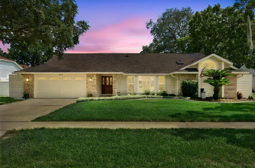 2418 SWEETWATER COUNTRY CLUB PLACE DRIVE, Apopka, FL 32712