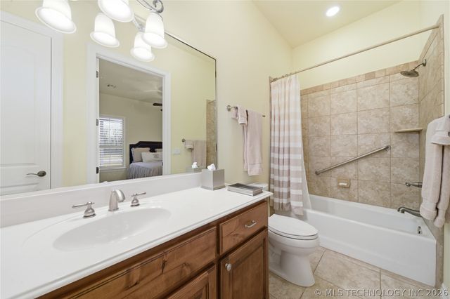 35 Woodcreek, Pryor, OK 74361