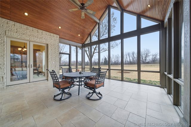 35 Woodcreek, Pryor, OK 74361