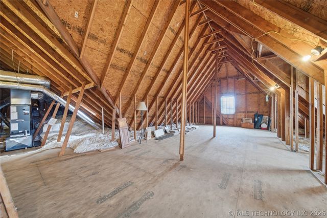 35 Woodcreek, Pryor, OK 74361