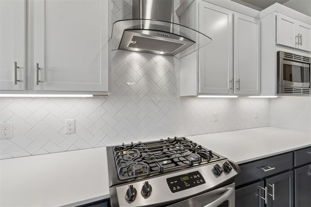 613 NW 182nd Street, Edmond, OK 73012