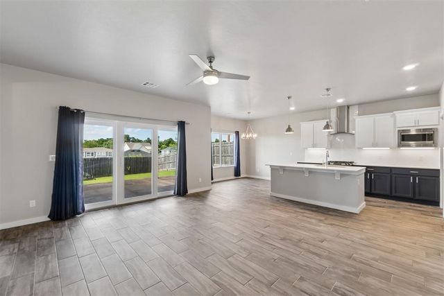 613 NW 182nd Street, Edmond, OK 73012