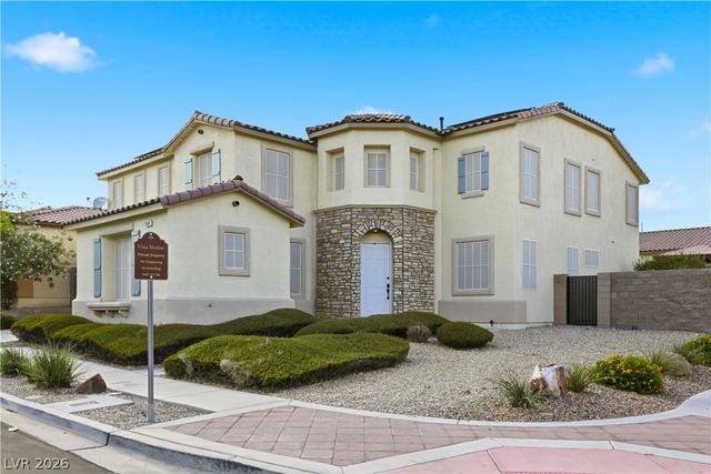 9404 Forest Edge Avenue, Las Vegas, NV 89149