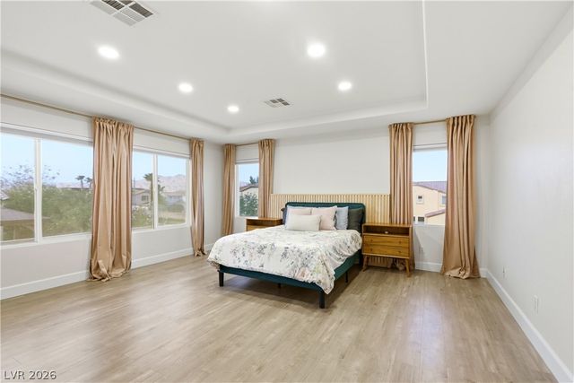 9404 Forest Edge Avenue, Las Vegas, NV 89149