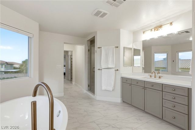 9404 Forest Edge Avenue, Las Vegas, NV 89149