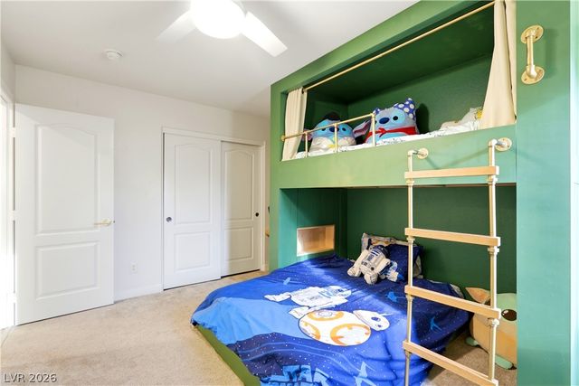 9404 Forest Edge Avenue, Las Vegas, NV 89149