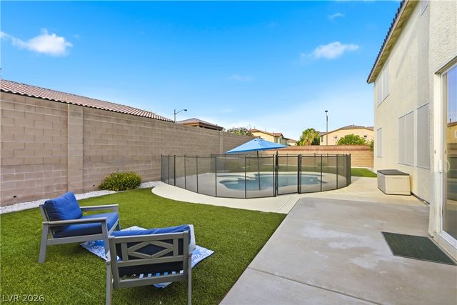 9404 Forest Edge Avenue, Las Vegas, NV 89149