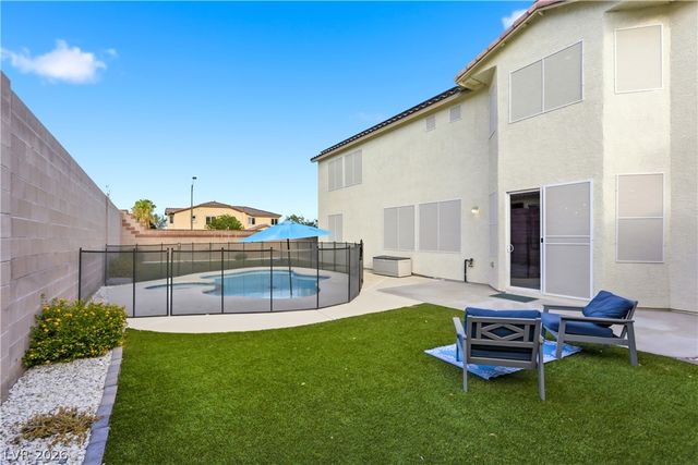 9404 Forest Edge Avenue, Las Vegas, NV 89149