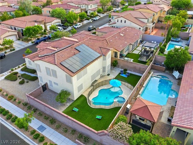 9404 Forest Edge Avenue, Las Vegas, NV 89149