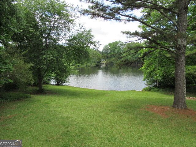 1003 Frashier Road, Carrollton, GA 30116