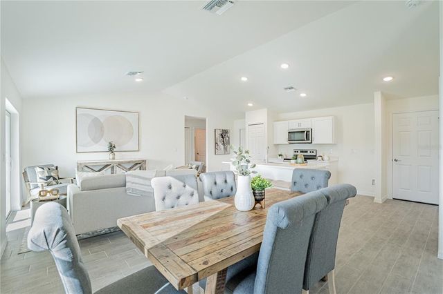 21077 BAFFIN AVENUE, Port Charlotte, FL 33954