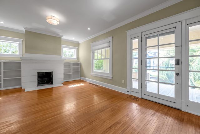 703 Bullock Place, Lexington, KY 40508