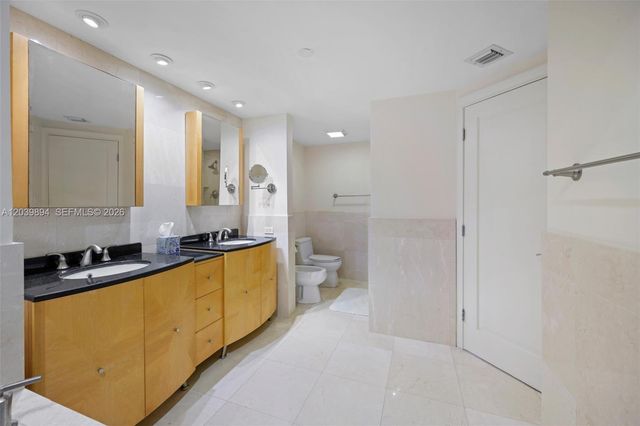 20191 E Country Club Dr TS8, Aventura, FL 33180