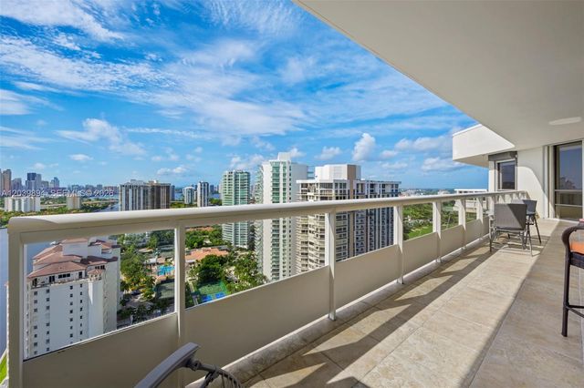 20191 E Country Club Dr TS8, Aventura, FL 33180