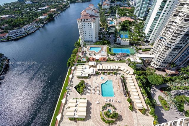 20191 E Country Club Dr TS8, Aventura, FL 33180