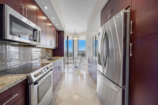 20191 E Country Club Dr TS8, Aventura, FL 33180